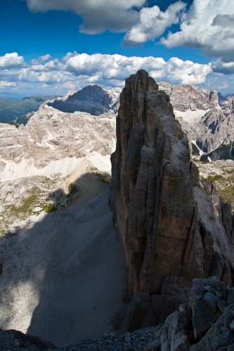 Blick auf die Große Zinne von der Westlichen Zinne.