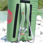 Moon Warrior Crashpad: Robuste Tragegriffe. | Foto: Bene Hirschmann