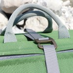 Moon Warrior Crashpad: Robuste Tragegriffe. | Foto: Bene Hirschmann