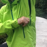 Pitzips sind die ideale Jackenbelüftung. Die Refugitiv besitzt zwei Schieber. | Foto: Andi Lettenbichler