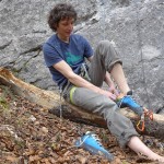 Reinschlüpfen, festziehen, fertig. Die Schnürung funktioniert schnell und fest. | Foto: Stefan Rehm