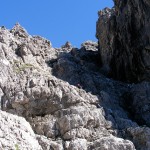 Durch die Südschlucht geht es in leichter Kletterei hinauf. | Foto: Julia Gebauer