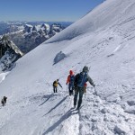Abstieg vom Dom in den Walliser Alpen. | Foto: Ben Weiler