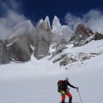 Zustieg zur Ragni-Route am Cerro Torre. | Foto: Mautz Much
