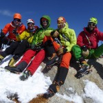 F&uuml;nf gl&uuml;ckliche &Ouml;sterreicher am Gipfel des Fitz Roy (Sepp, Timo, Peter, Roli und Stefan, von links nach rechts). | Foto: Inh&ouml;ger Sepp Jun.