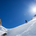 Allein bei Spitzkehren an Steilhängen stieß die Kombination aus K2 Wayback 88 ECOre und Marker Kingpin an ihre Grenzen. | Foto: Markus Stadler