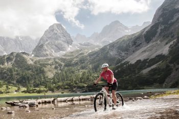 Highlight zum Schluss der Mountainbike-Runde durch durchs Mieminger Gebirge. | Foto: ©Zugspitz Arena Bayern-Tirol