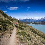 Torres del Paine W-Trek: Rechts der Lago Grey, Richtung Rifugio Paine Grande. | Foto: Franz Güntner
