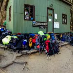 Torres del Paine W-Trek: Im Campo Italiano: Wer hinauf ins Valle Francés geht, lässt den schweren Rucksack im Camp zurück. | Foto: Franz Güntner