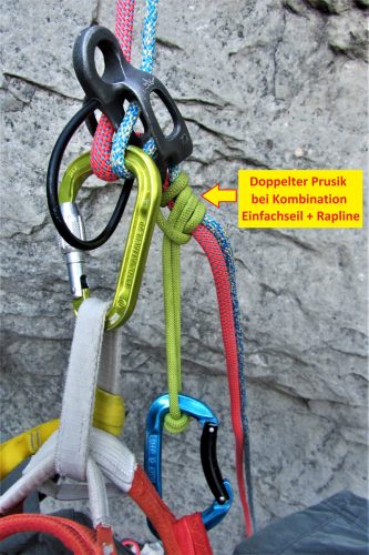 Für die obligatorische Prusikschlinge beim Abseilen reicht für die Kombination Einfachseil-Rapline der doppelte Prusik (doppelter Ankerstich) aus.