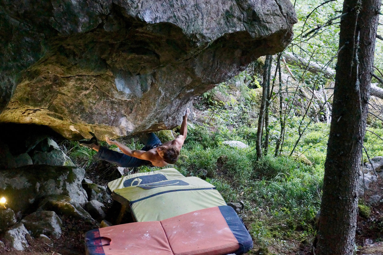 Geheimtipp für Kletterer und Boulderer: Jarberget. | Foto: Michael Seidl