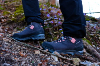 Test Wanderschuh Lowa Lavena eignet sich für jeden Untergrund