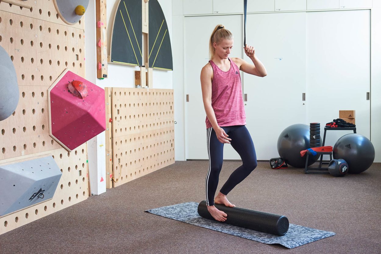 ACT &Uuml;bung Rollen auf Faszienrolle