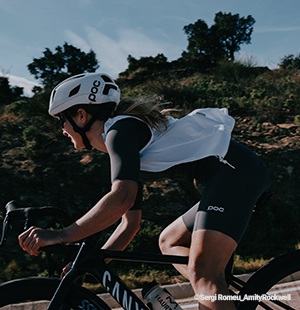 die besten trekking e-bikes BUWEE E-Bike 7 Gang, Kettenschaltung, Heckmotor – prometheus-bikes Color:Trafc Grey toptrek Fahrradlicht Set USB halter